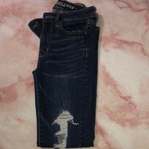 American eagle ripped skinny jeans